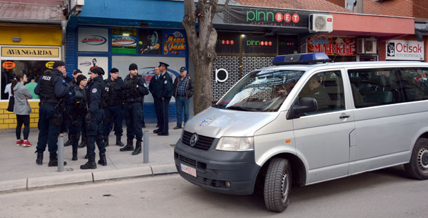 Кладионице у северној Косовској Митровици на удару полиције